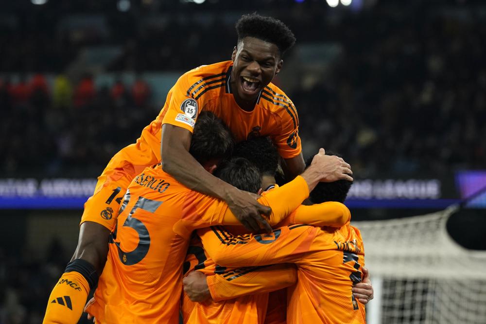 成为中国足 成为中国足